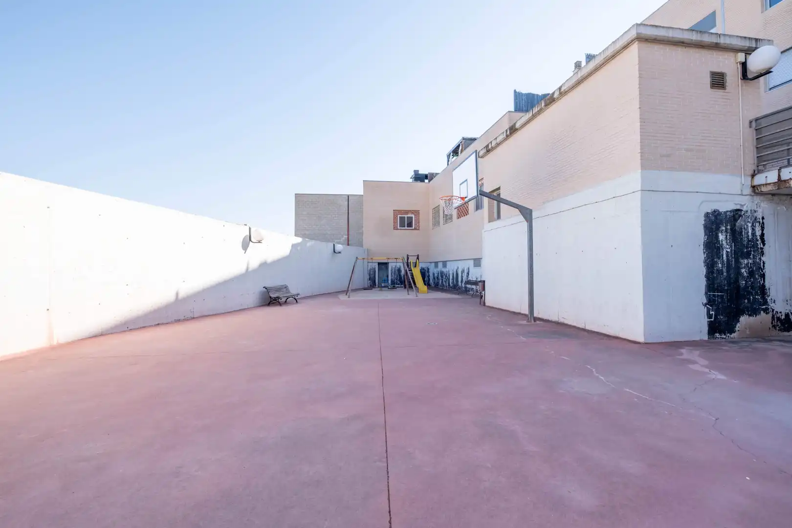 Piso con piscina en venta en Calle de Ramón y Cajal 70, imagen 7