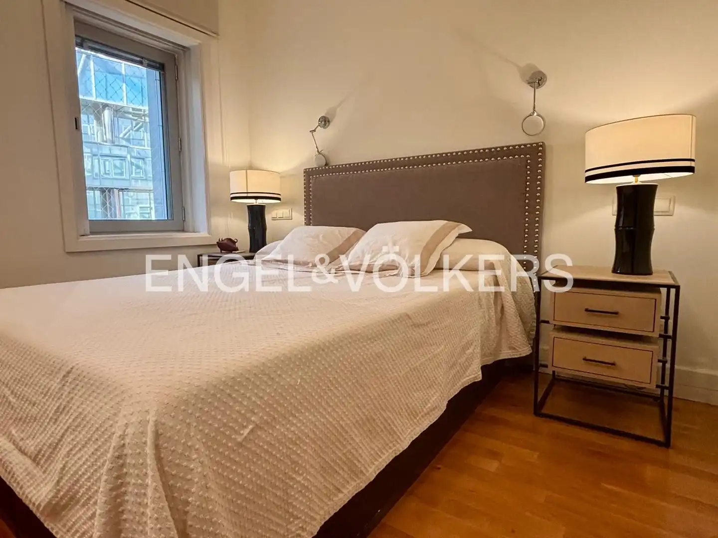 Bedroom of Flat for rent in Madrid  with Air Conditioner, Heating and Parquet flooring