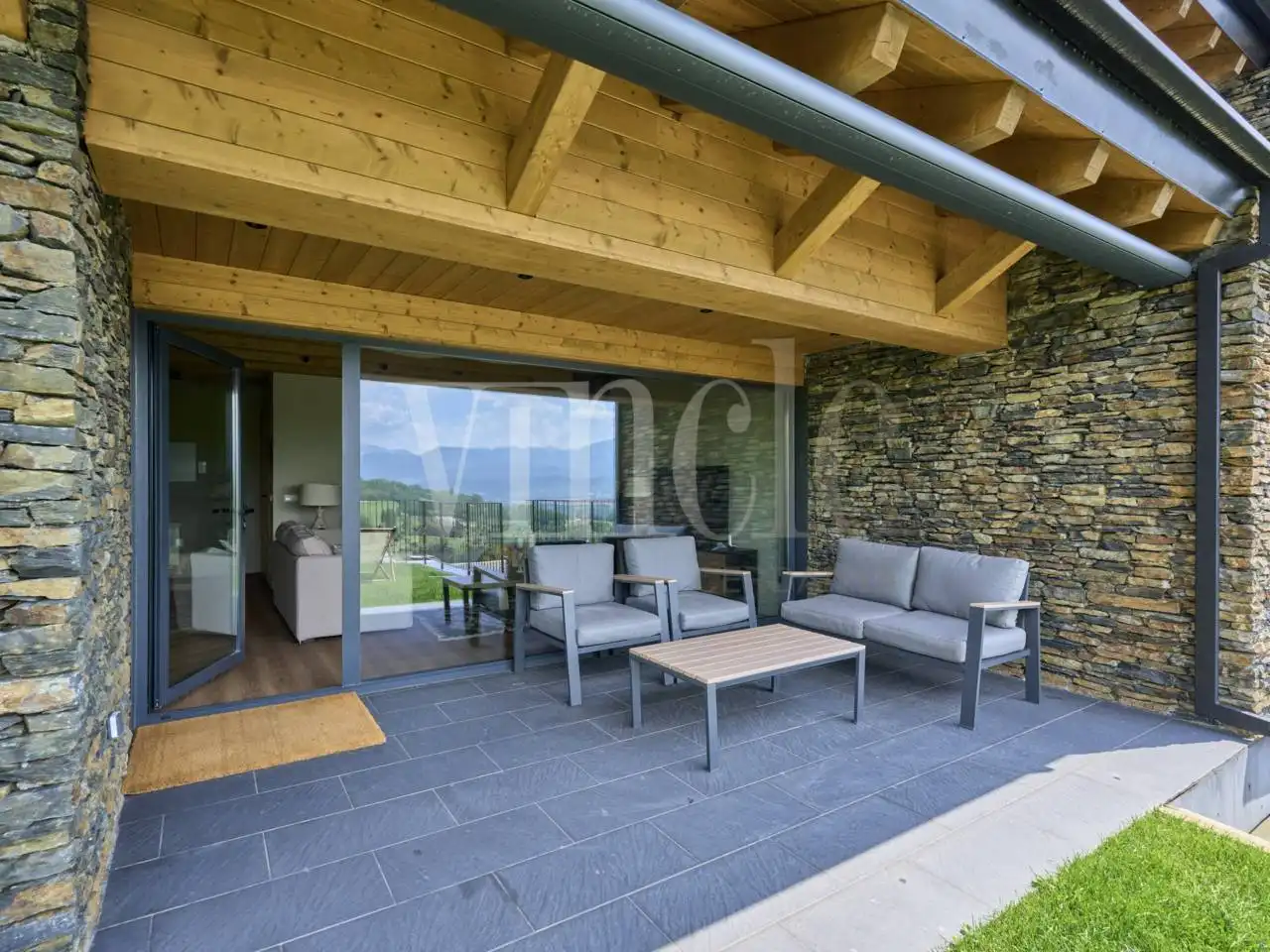 Terrassa de Casa o xalet en venda en Ger amb Calefacció, Jardí privat i Parquet