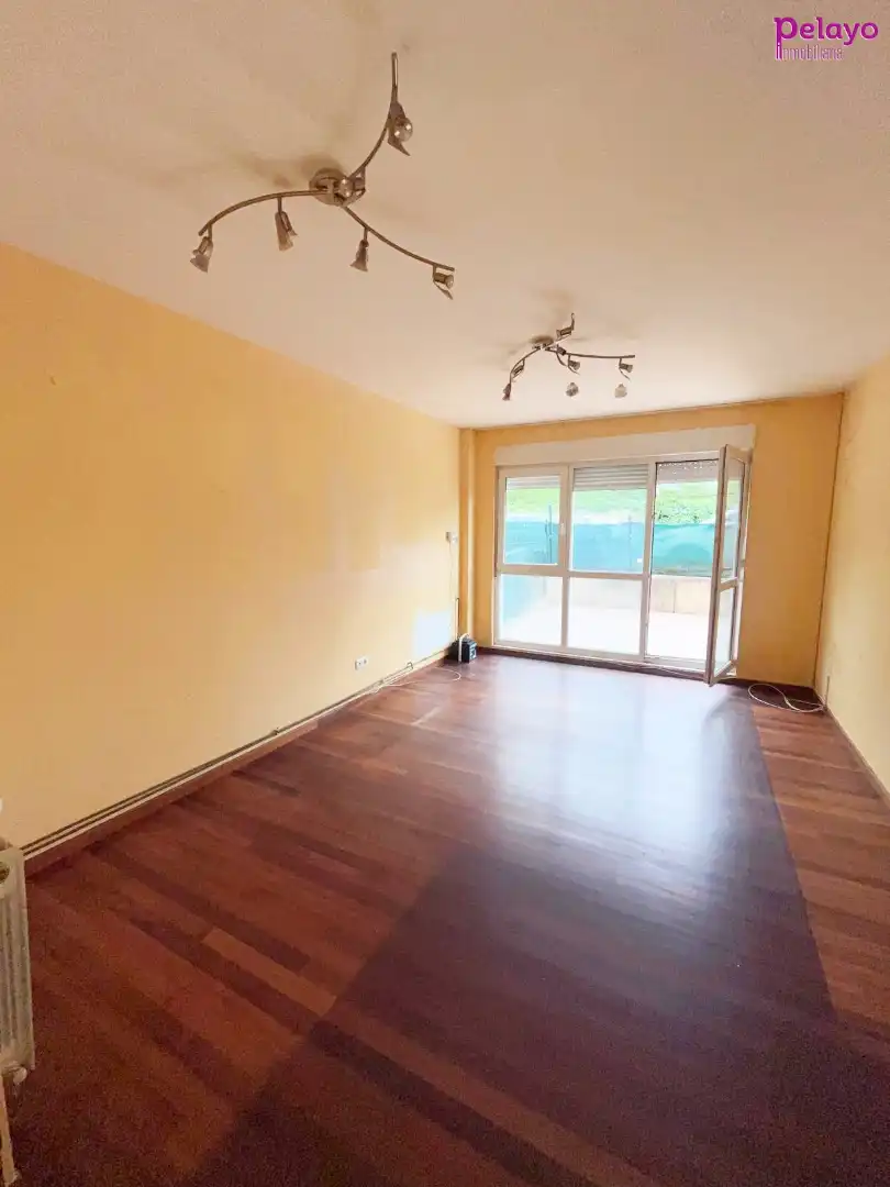 Sala d'estar de Planta baixa en venda en Piélagos amb Calefacció, Jardí privat i Balcó