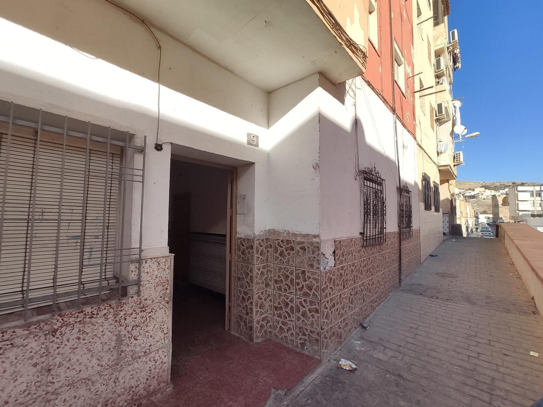 Vista exterior de Pis en venda en  Almería Capital