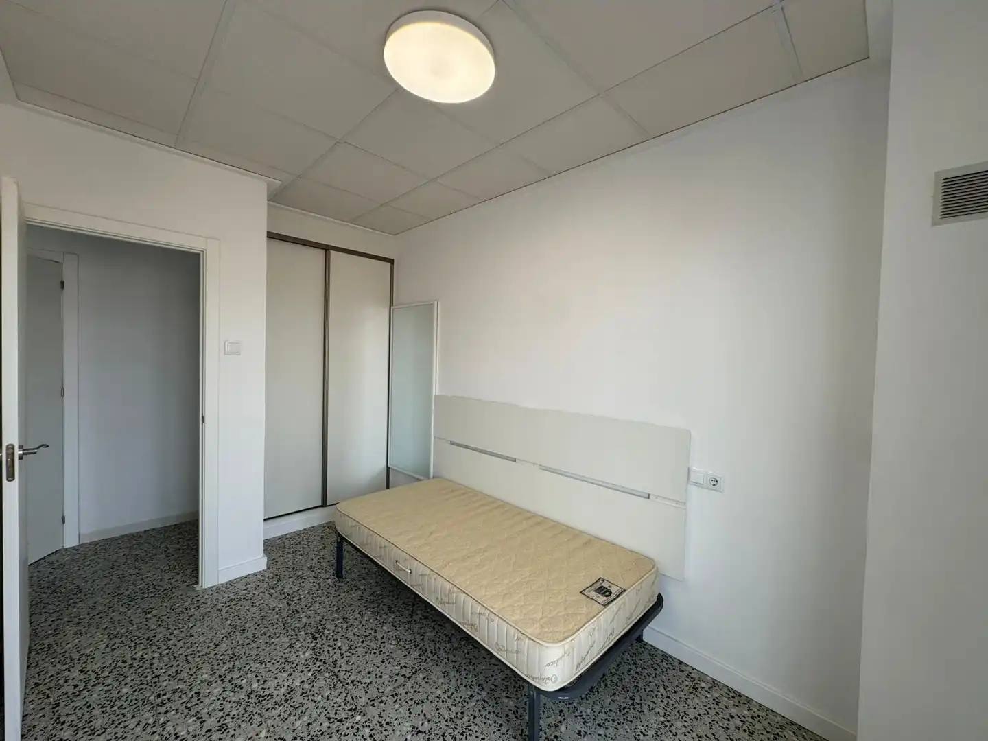 Habitación de Casa o chalet en venta en Almoradí con Aire acondicionado, Amueblado y Balcón
