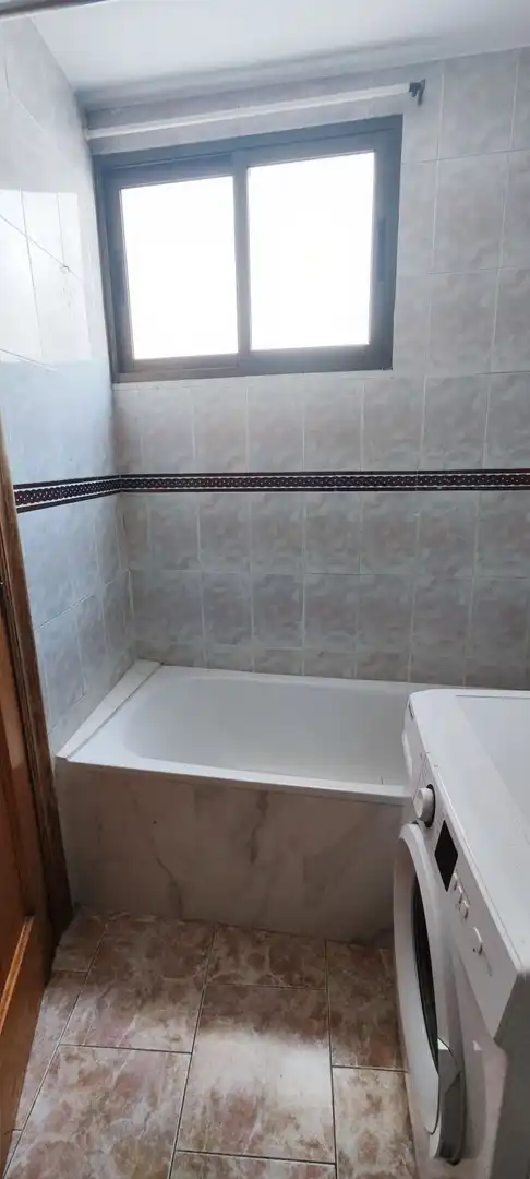 Bany de Pis en venda en Castellón de la Plana / Castelló de la Plana amb Terrassa