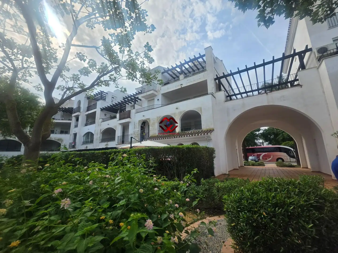 Vista exterior de Piso en venta en La Torre Golf