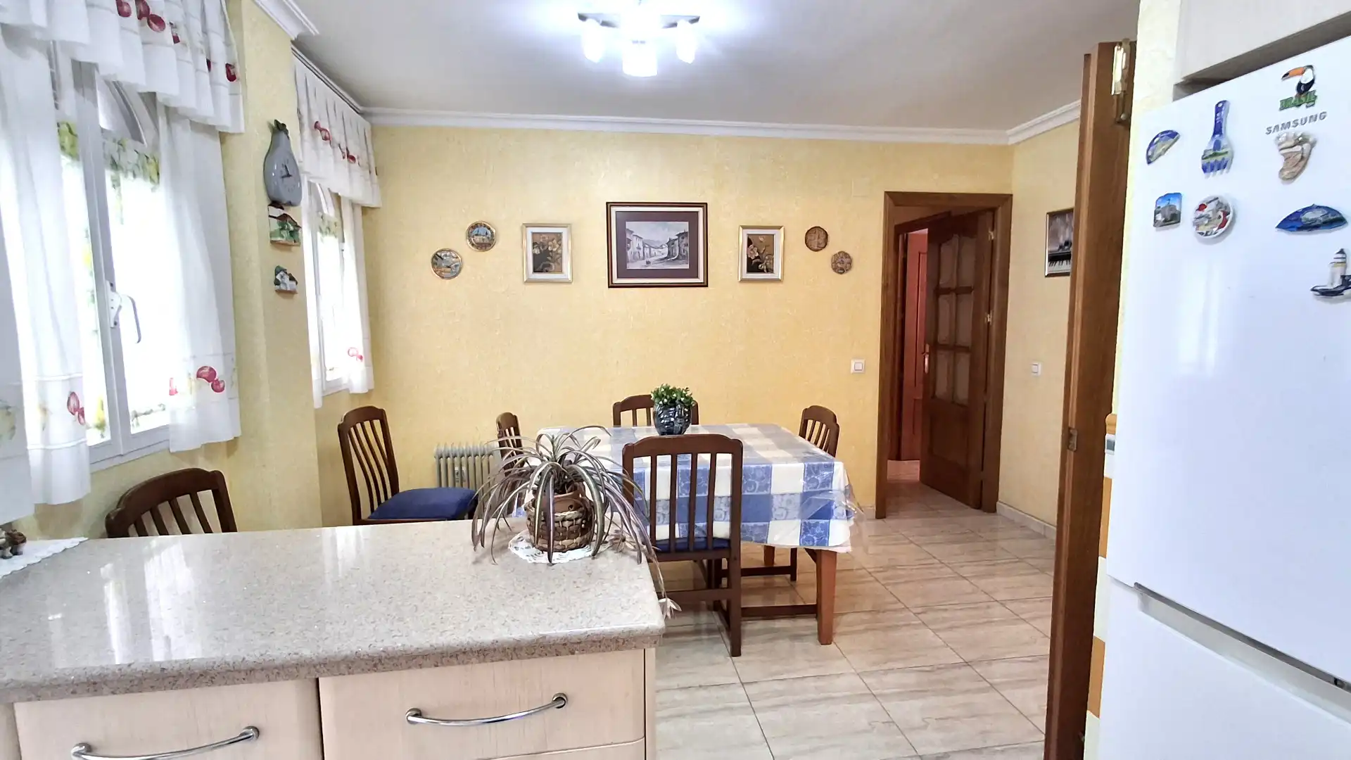 Cocina de Piso en venta en Mairena del Aljarafe con Aire acondicionado y Trastero