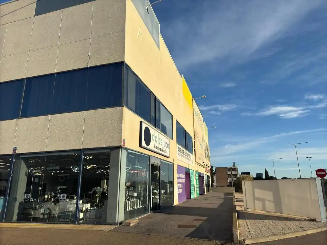 Oficina en venta en Utebo