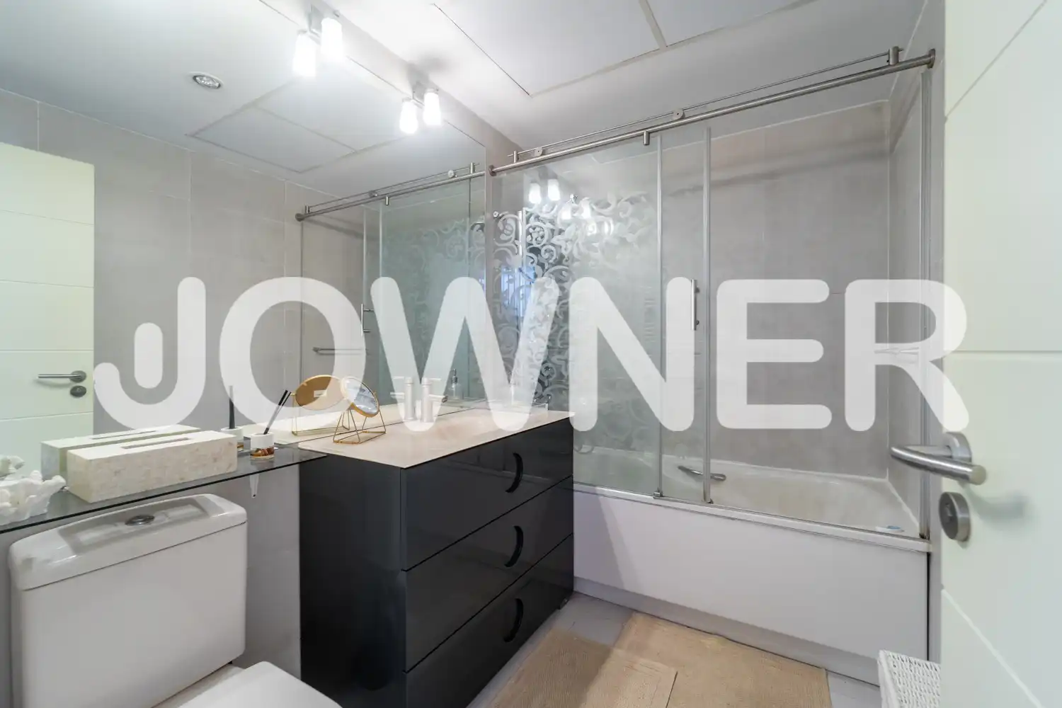 Bathroom of Duplexes for rent in Madrid  with Air Conditioner, Heating and Terrace