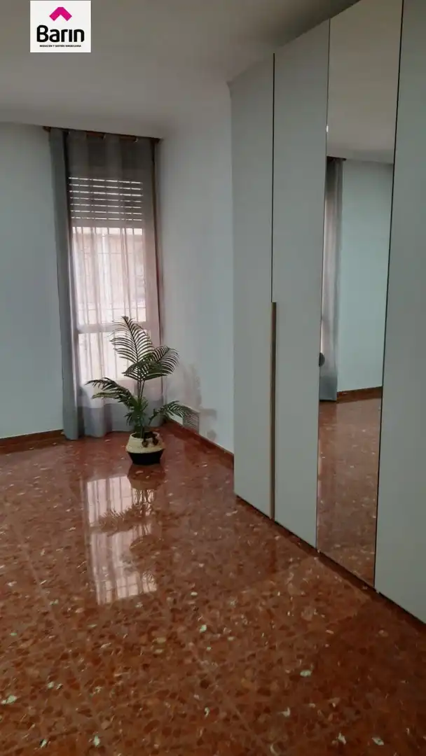 Schlafzimmer von Wohnung zum Verkauf in Córdoba mit Klimaanlage, Terrasse und Abstellraum