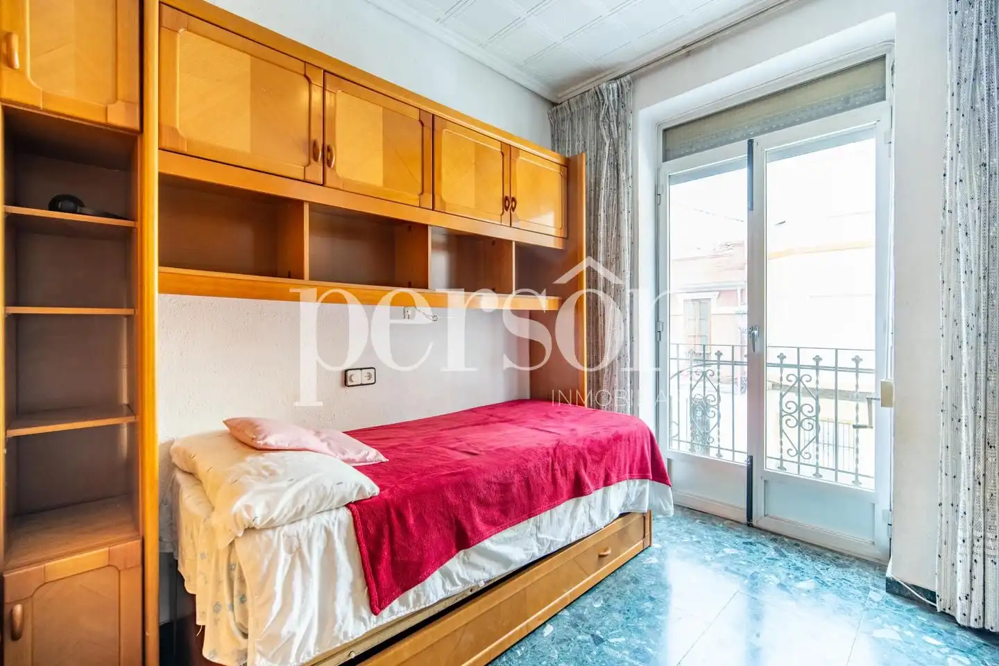 Habitación de Piso en venta en Valencia con Aire acondicionado, Terraza y Amueblado