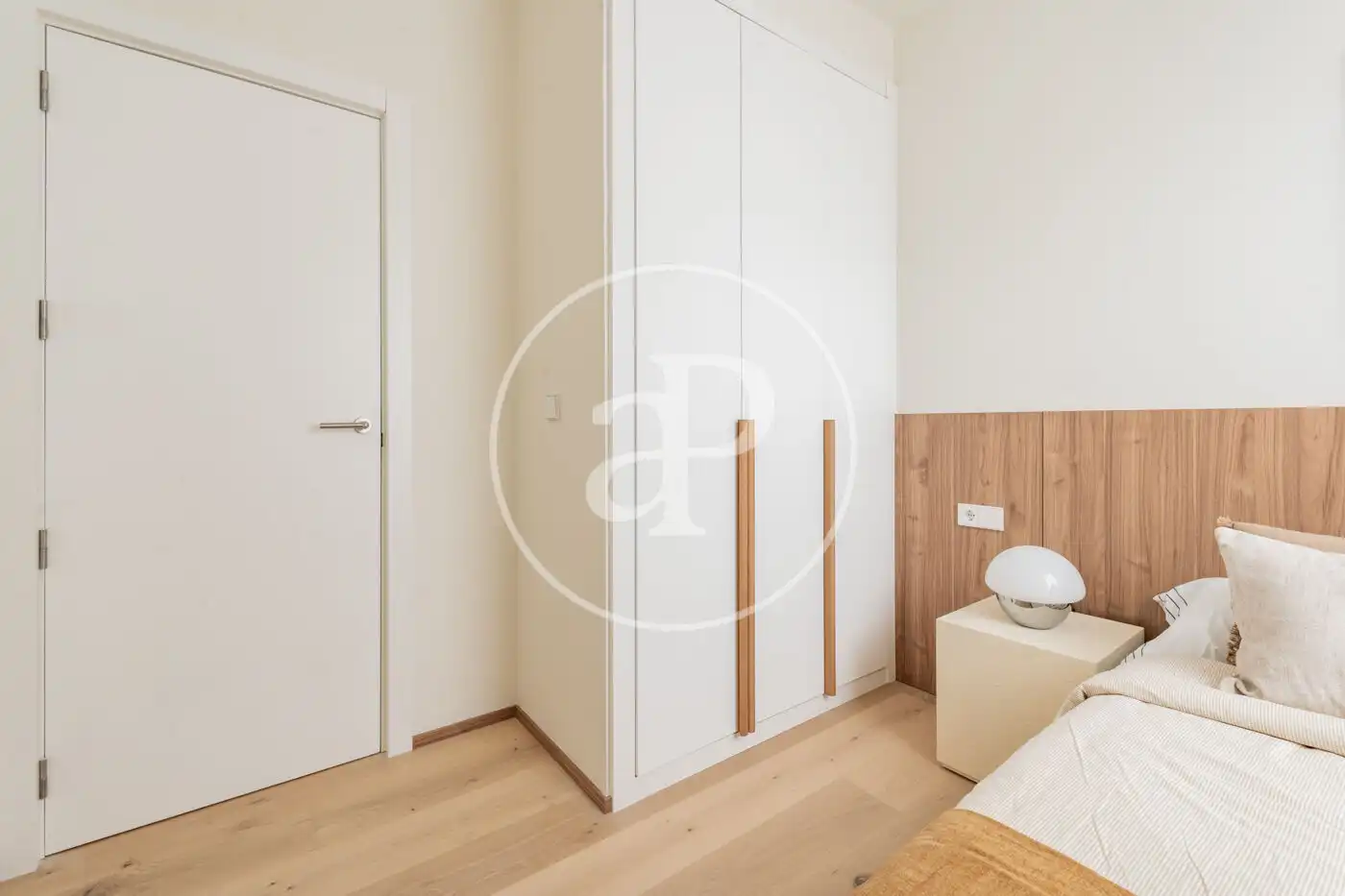 Bedroom of Flat for sale in Madrid  with Air Conditioner and Heating
