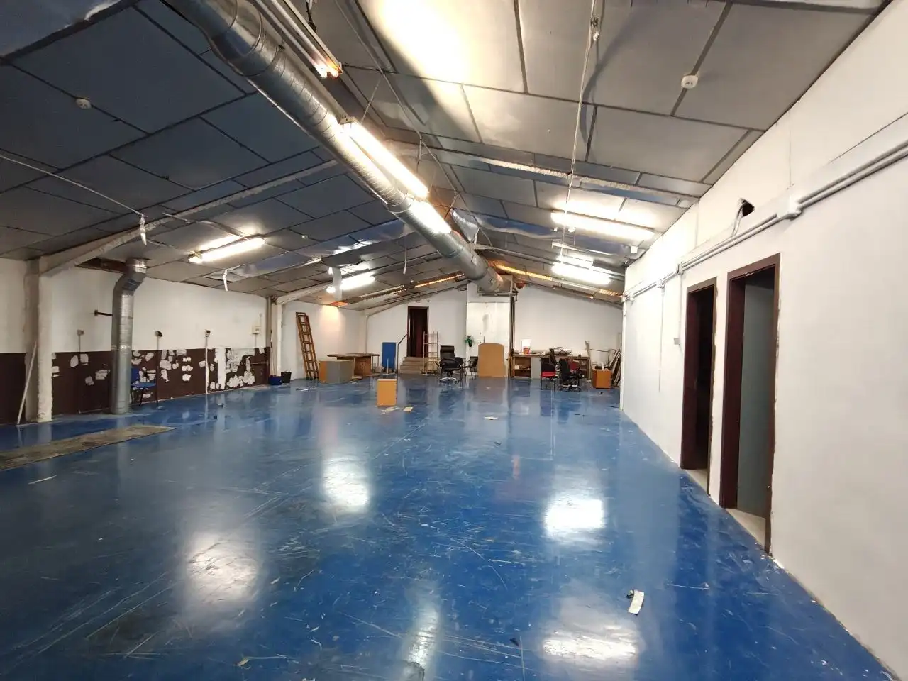 Nave industrial en venta en Cornellà de Llobregat