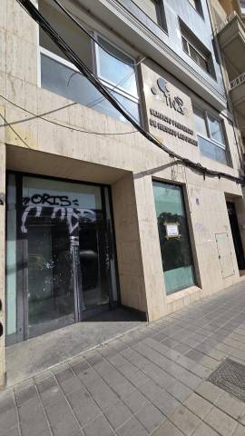 Local comercial en Venta en Avenida AGUILERA en Alipark