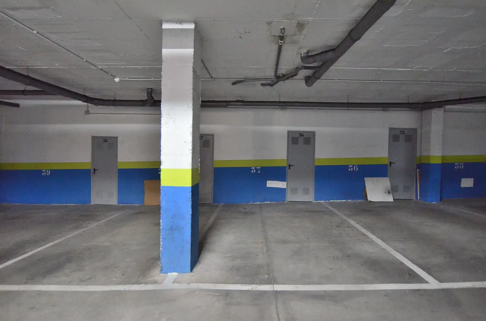 Parking de Piso en venta en Torremolinos con Aire acondicionado, Parquet y Terraza