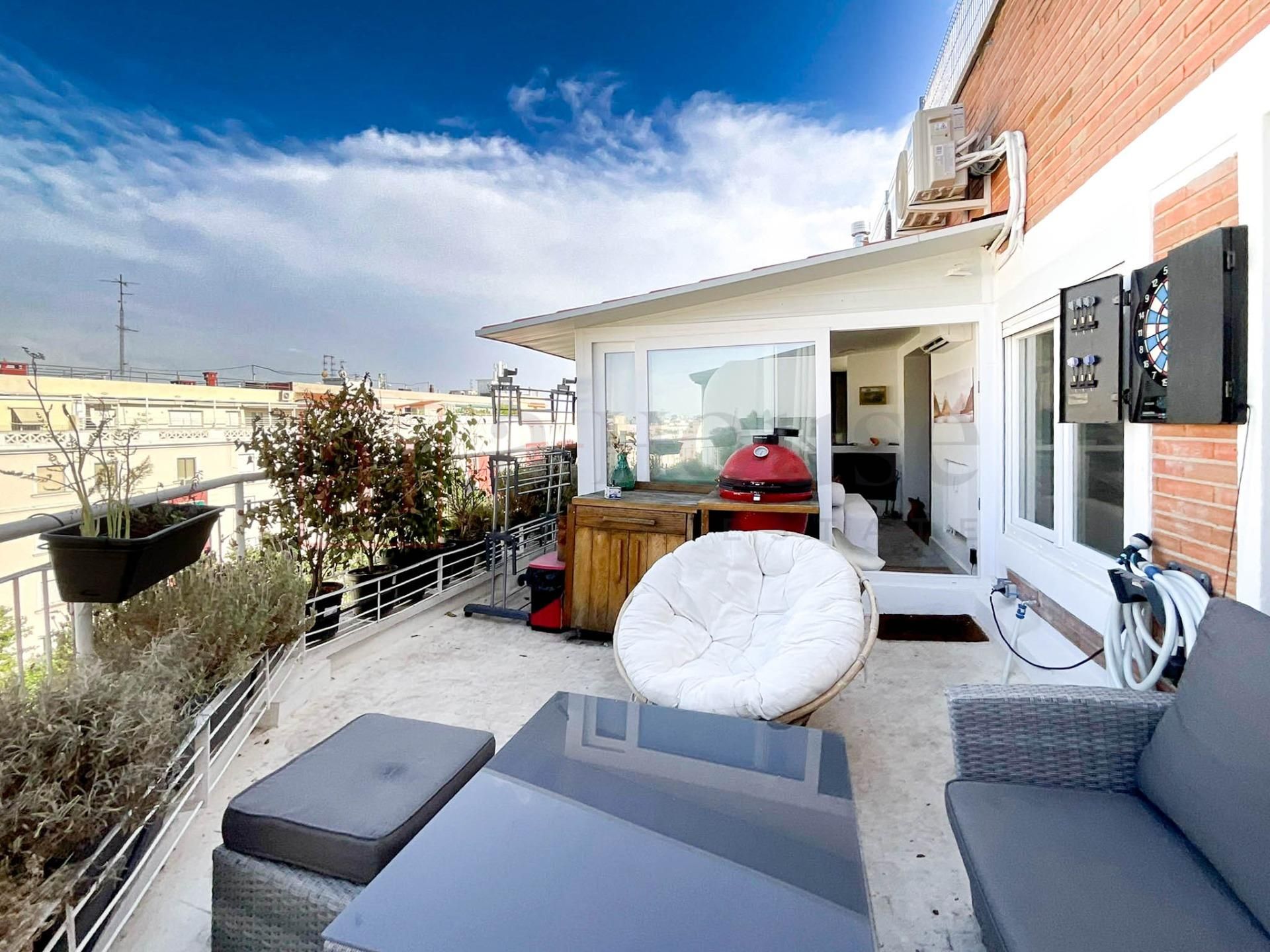 Terrace of Attic for sale in  Madrid Capital  with Air Conditioner, Heating and Parquet flooring