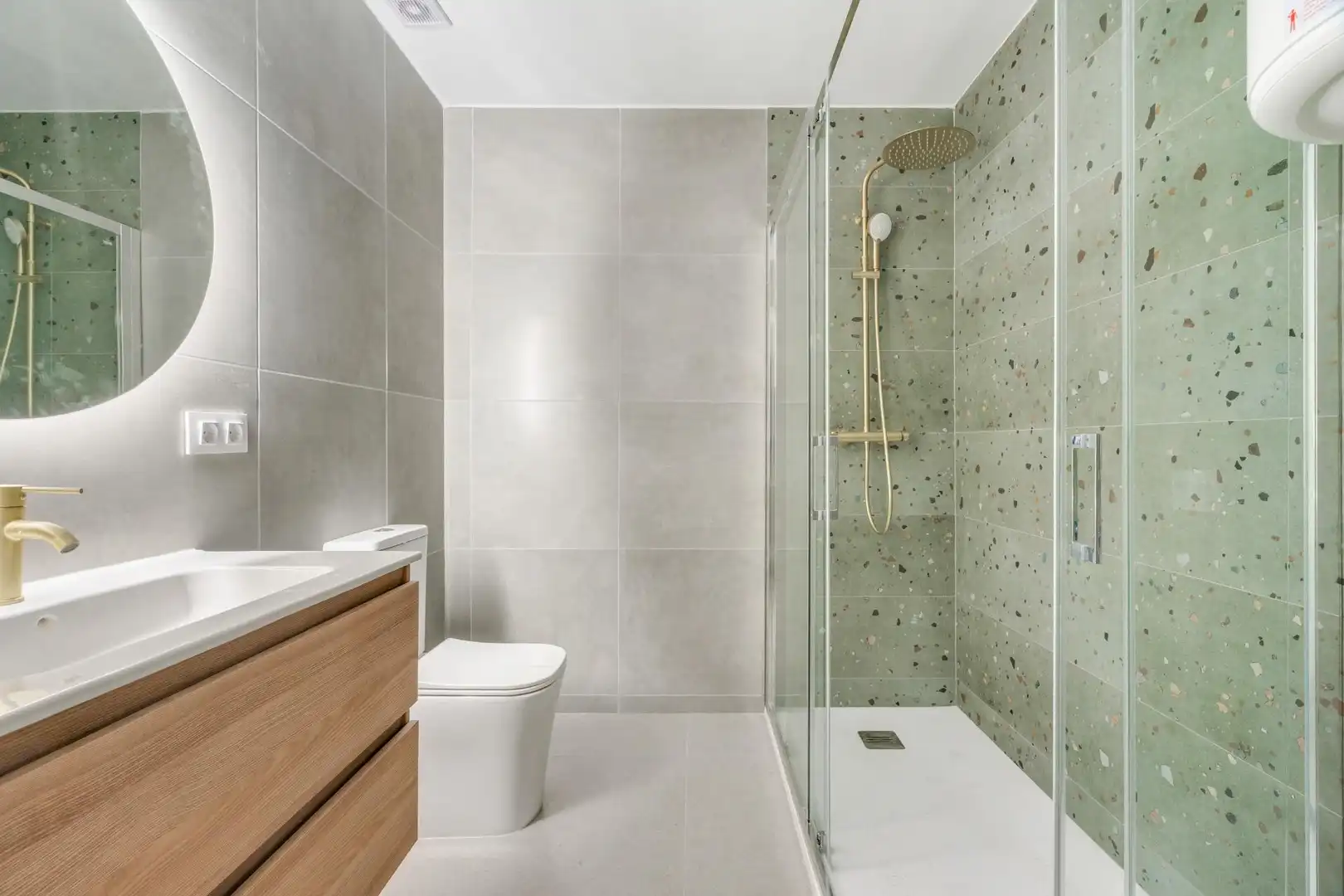 Flat with terrace for sale in Plaza Nogalera, imagen 12