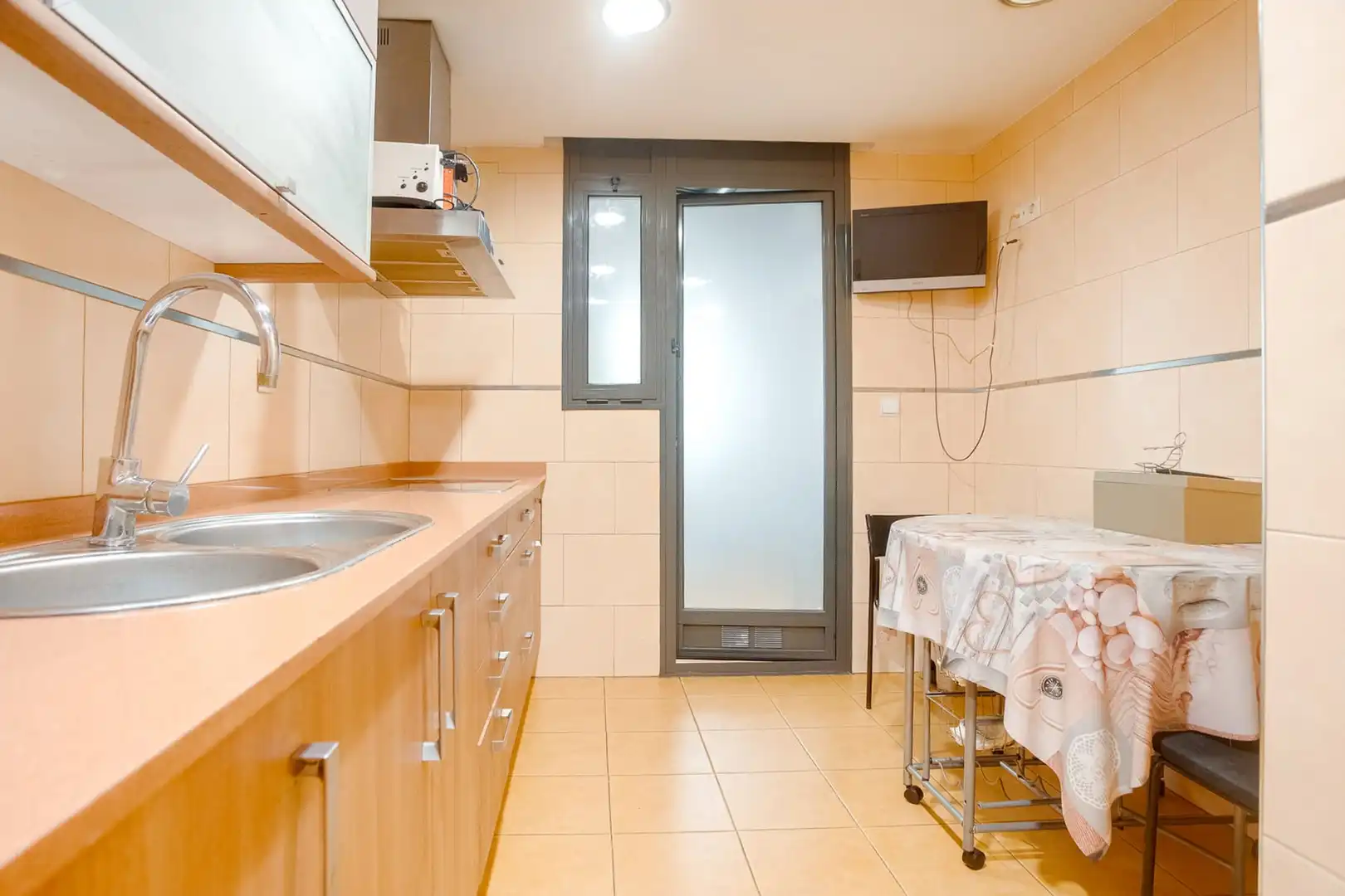 Cocina de Piso en venta en Badalona con Calefacción, Parquet y Horno