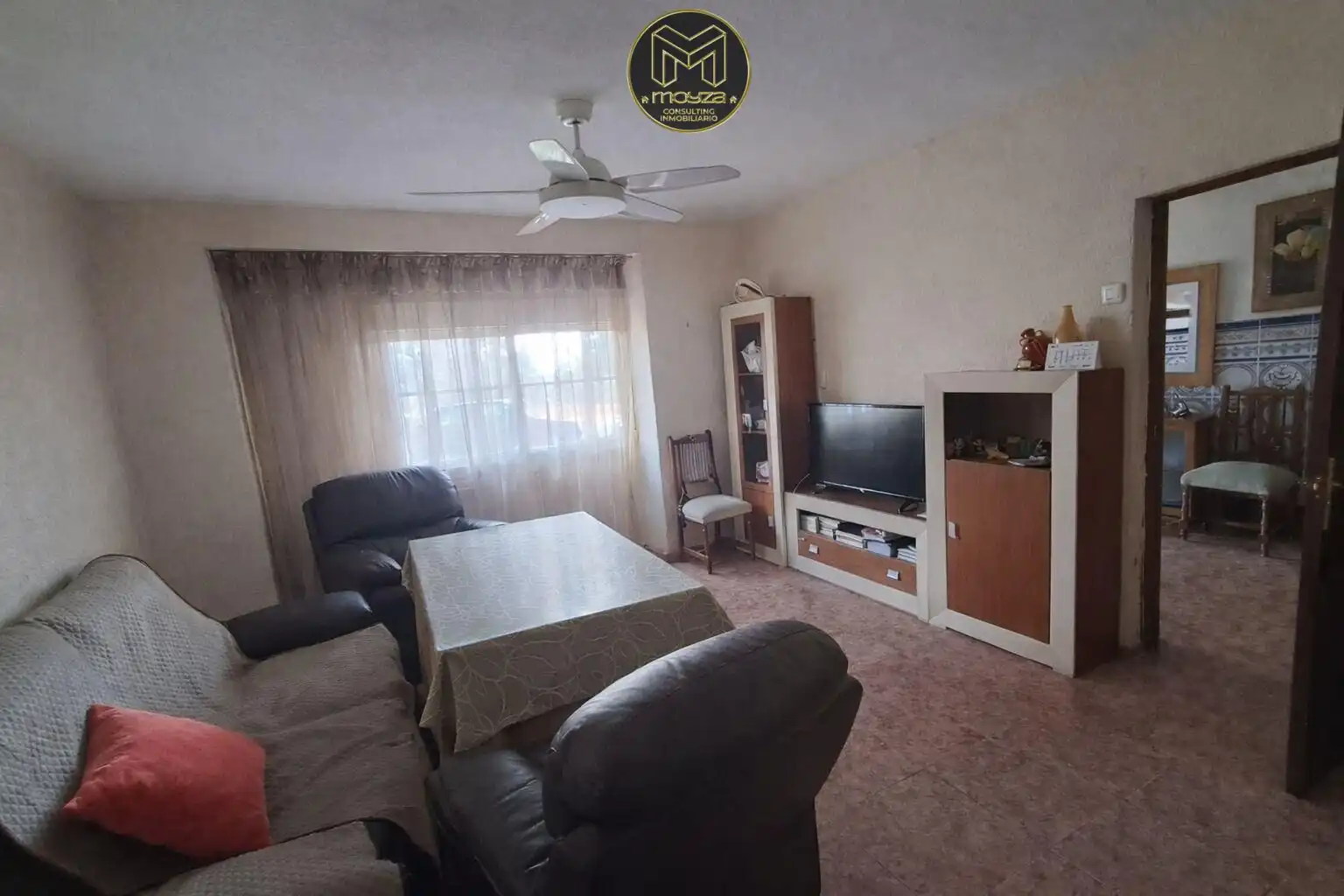 Casa amb terrassa en venda a Ctra. Circunvalación - La Magdalena