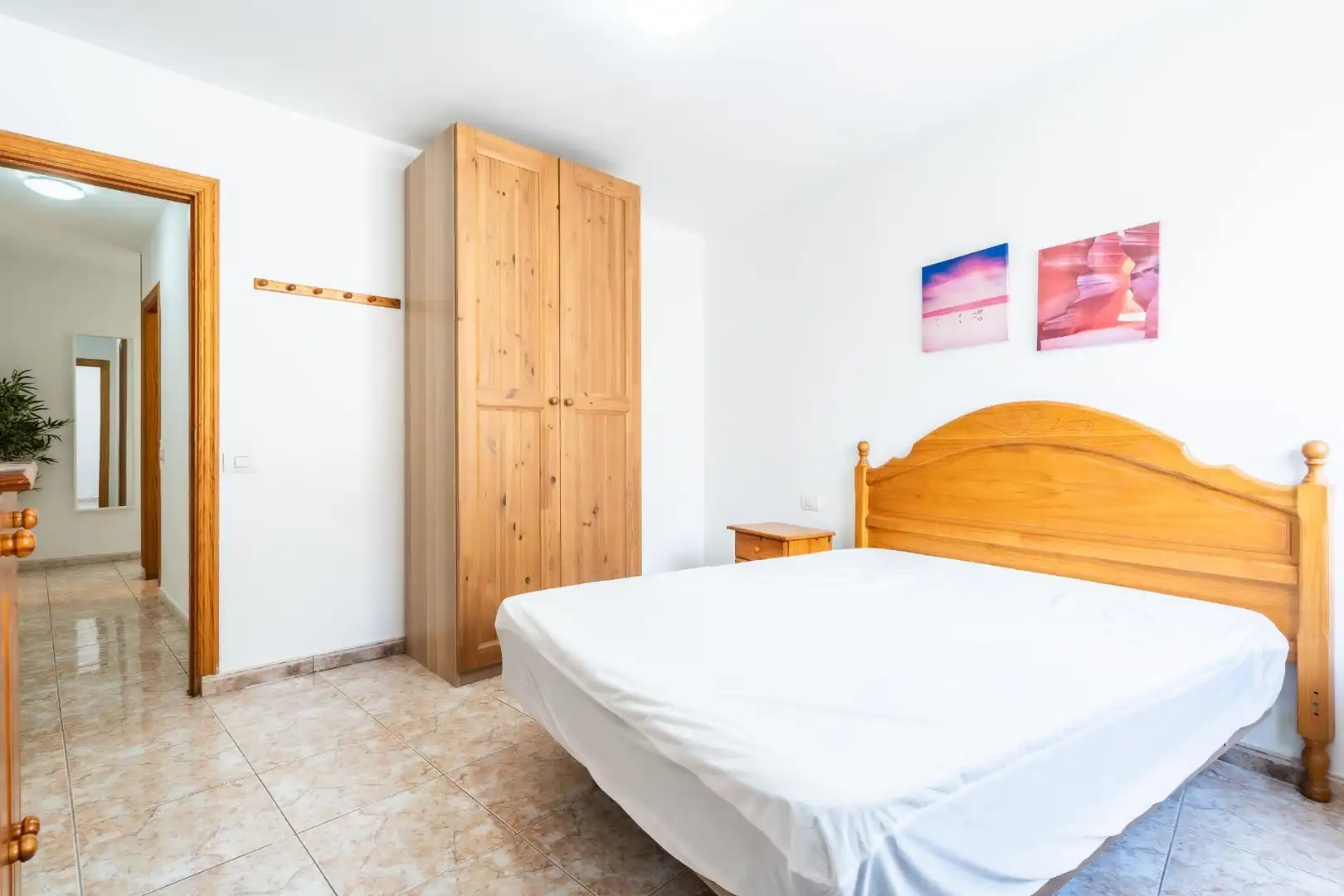 Apartment with lift for sale in SUECIA 14