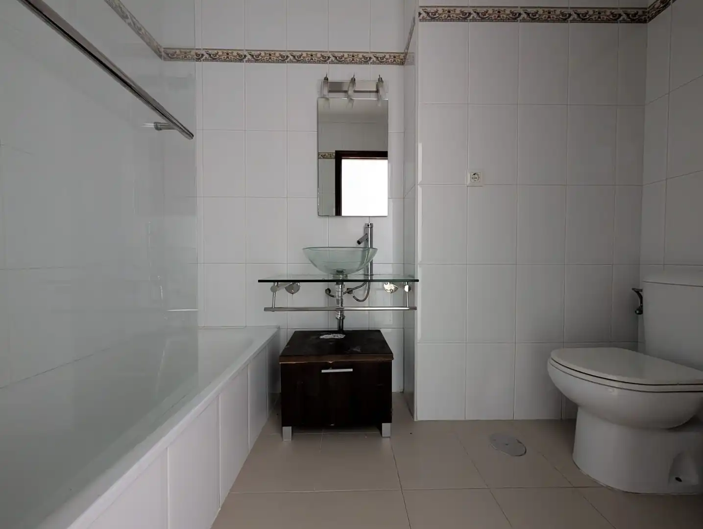 Bany de Pis en venda en Huelva