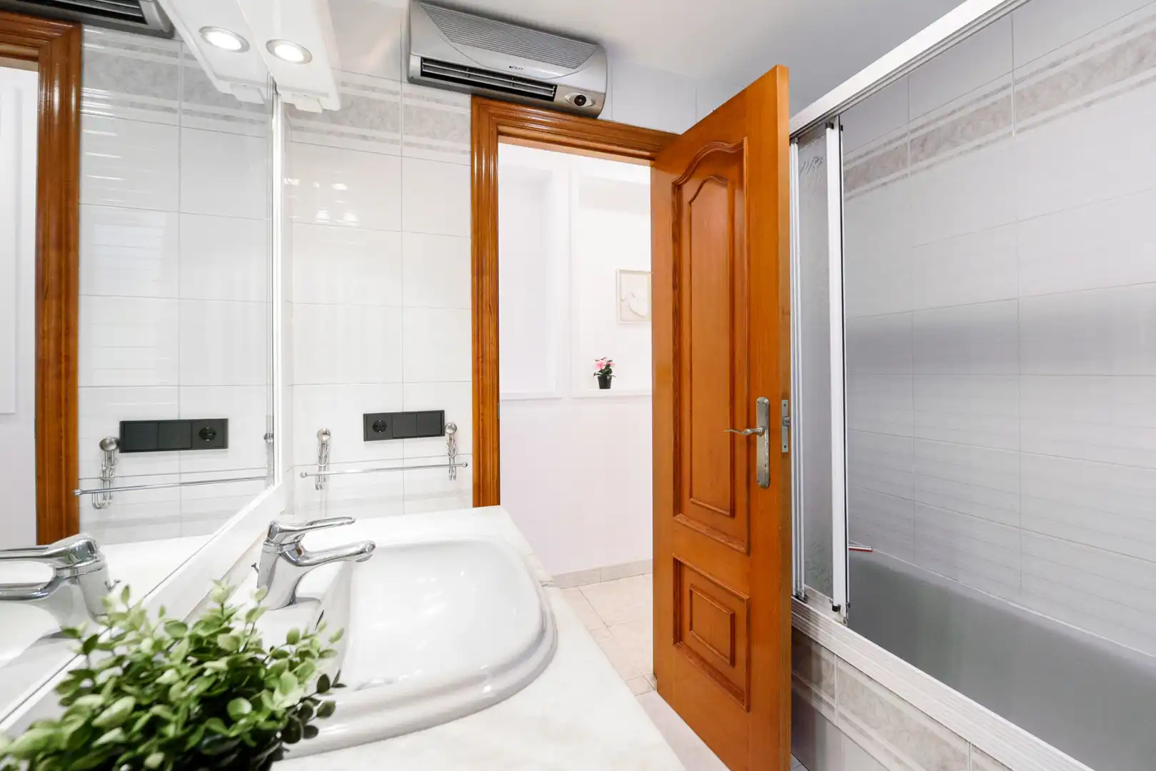 Apartamento con terraza en venta en Carrer de Baix, imagen 21