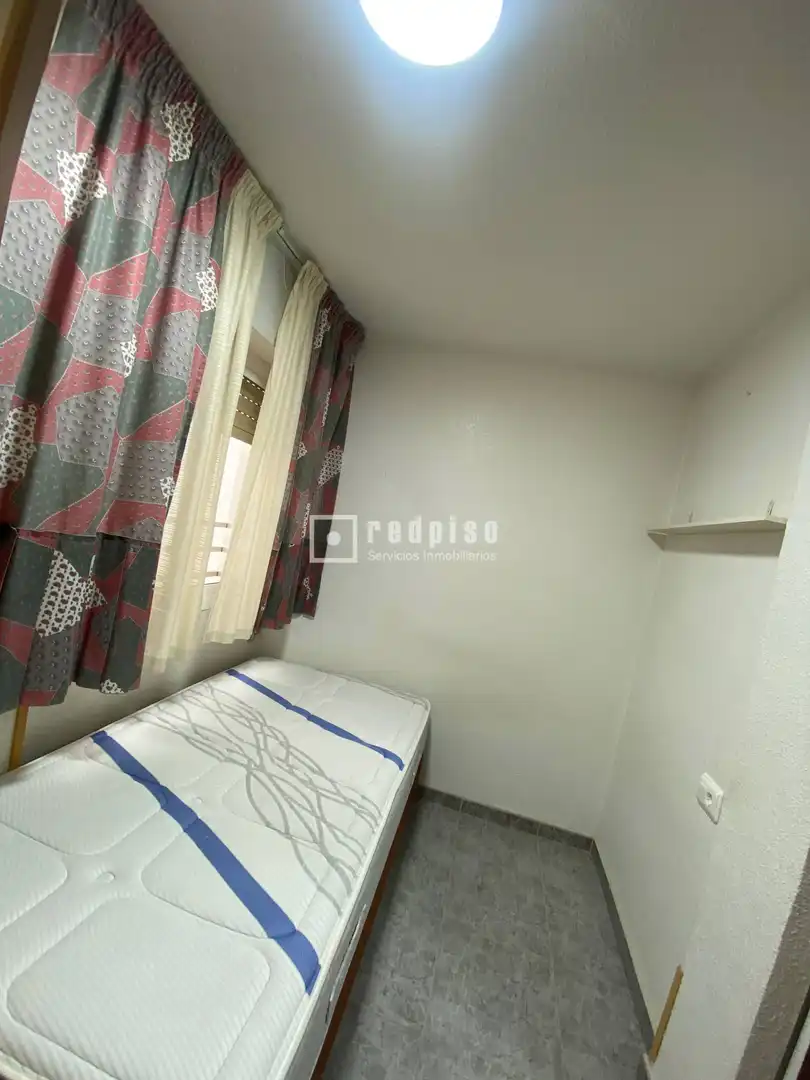 Bedroom of Flat for rent in Murcia  with Furnished