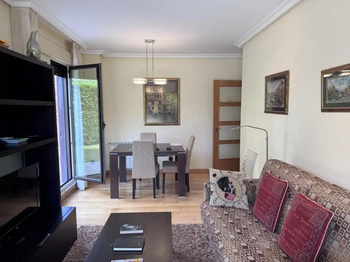 Wohnzimmer von Wohnung zum Verkauf in Llanes mit Heizung, Privatgarten und Terrasse