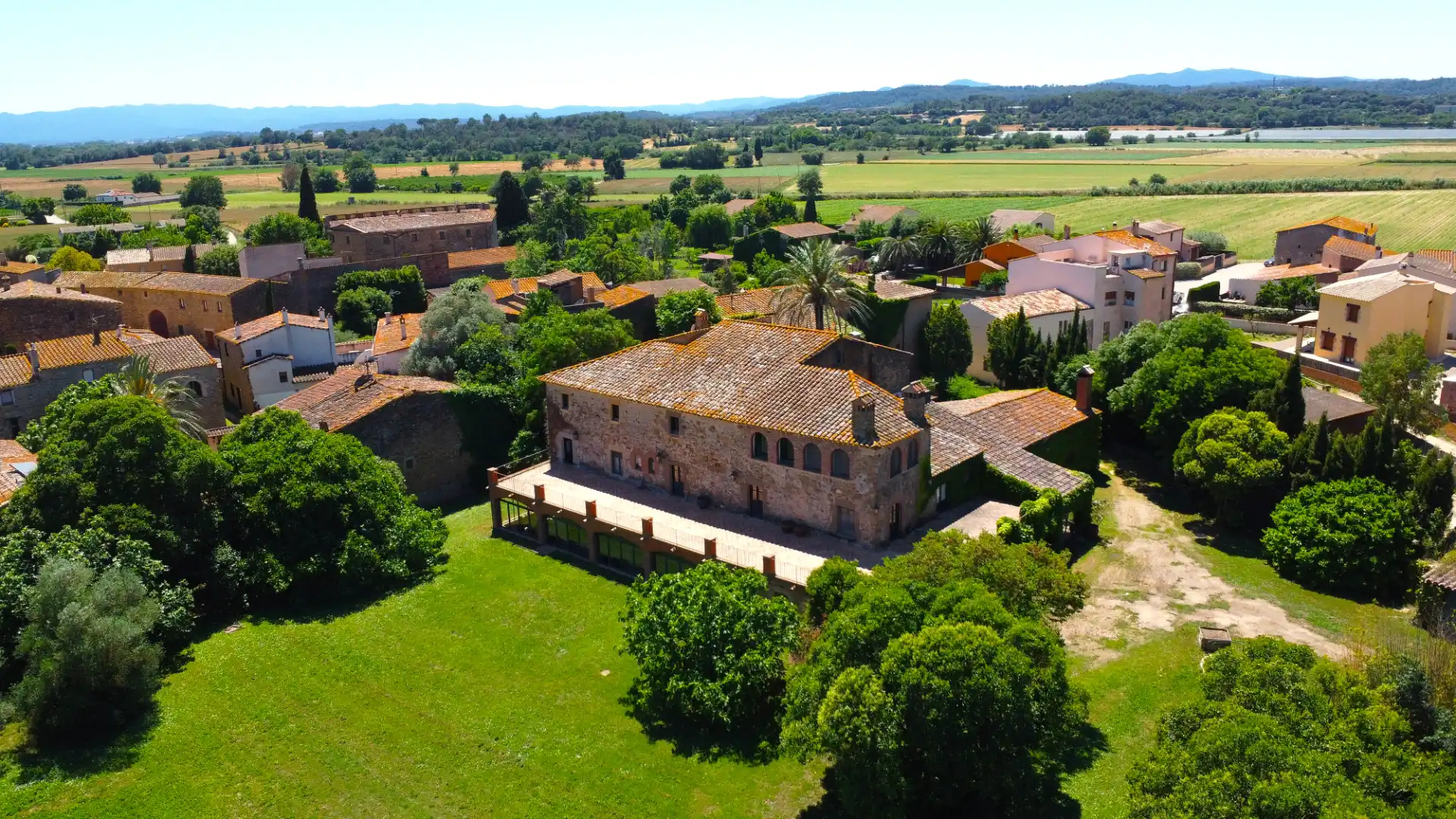 Exterior view of Country homes for sale in Parlavà  with Air Conditioner, Private garden and Terrace