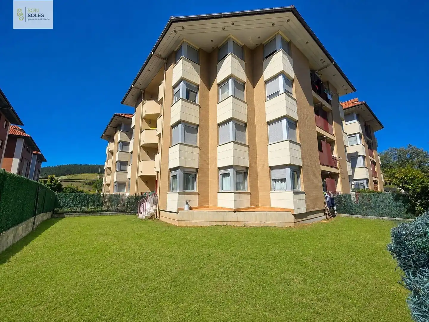 Vista exterior de Piso en venta en Piélagos con Calefacción, Jardín privado y Terraza