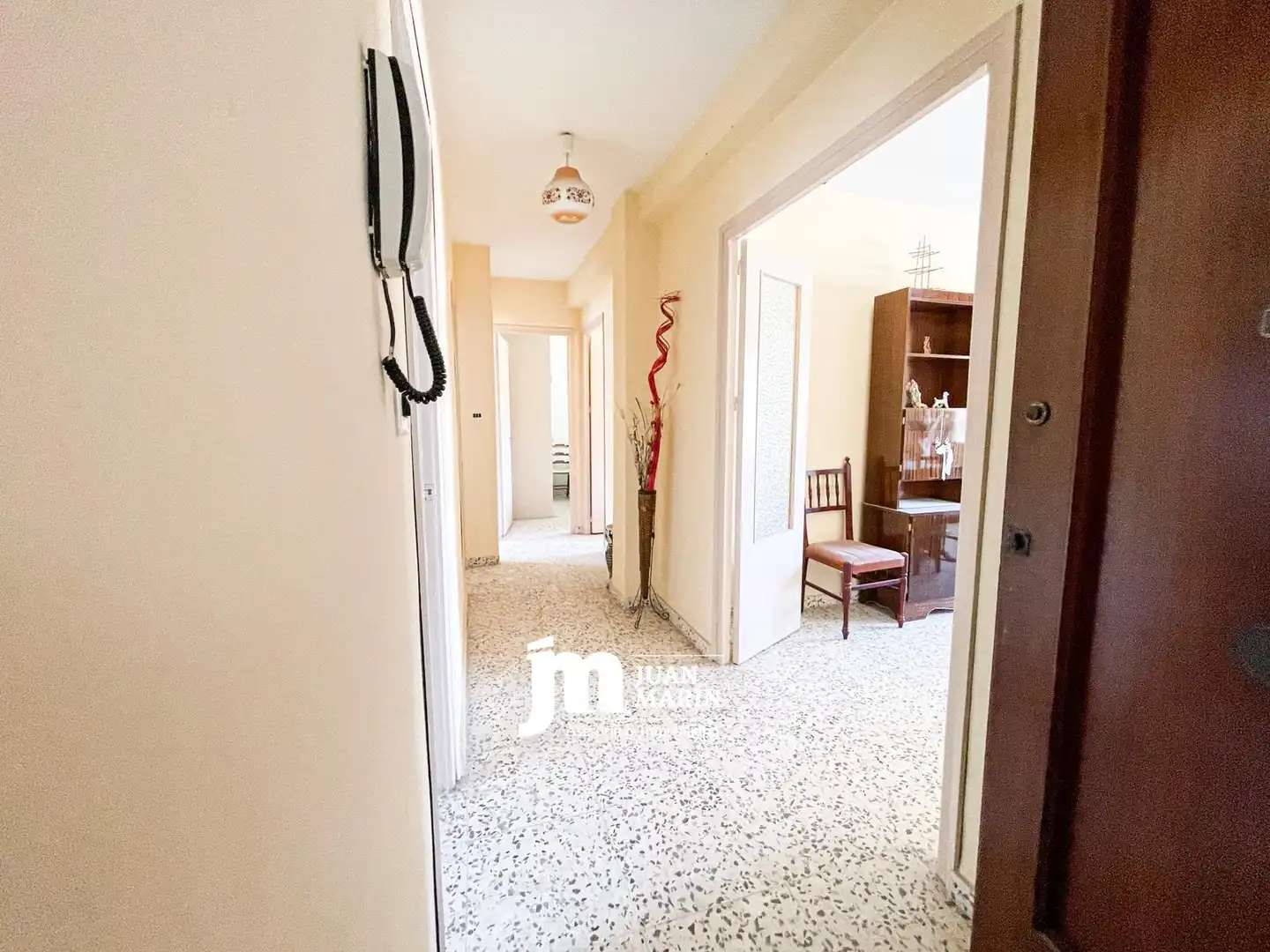 Flat for sale in Cieza  with Air Conditioner and Furnished