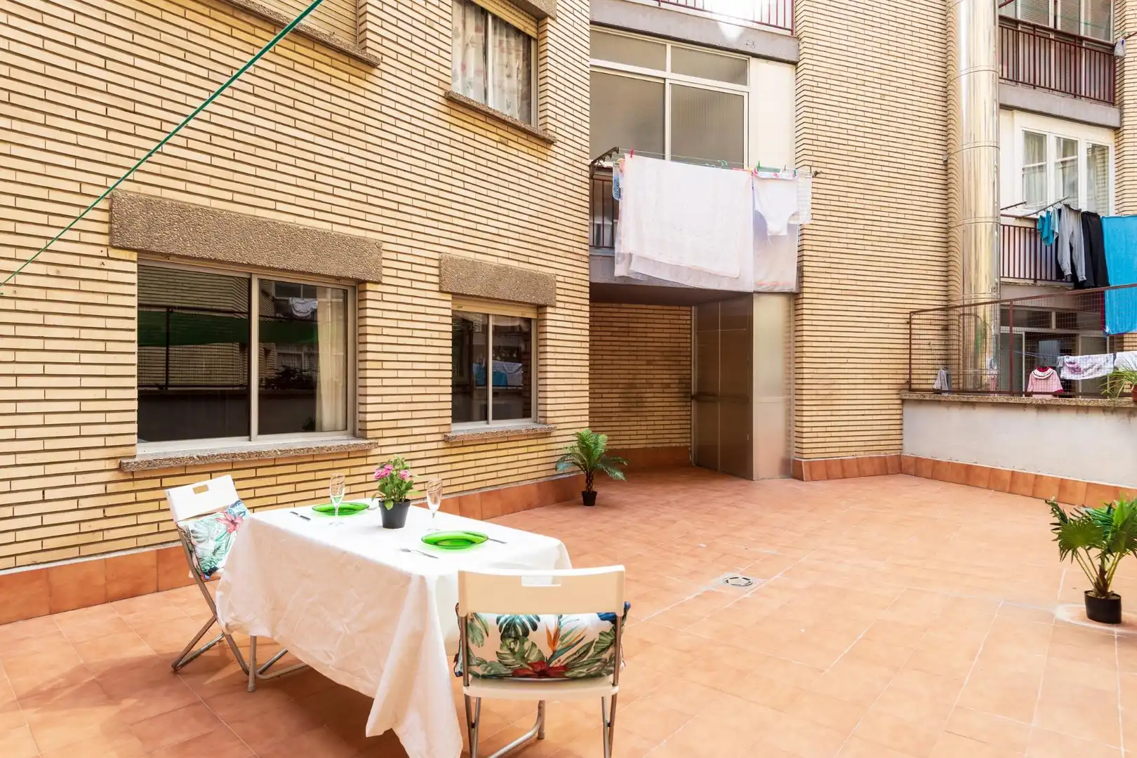 Piso en venta en Avenida ALIERTA, CESAREO, 42, Parque Miraflores