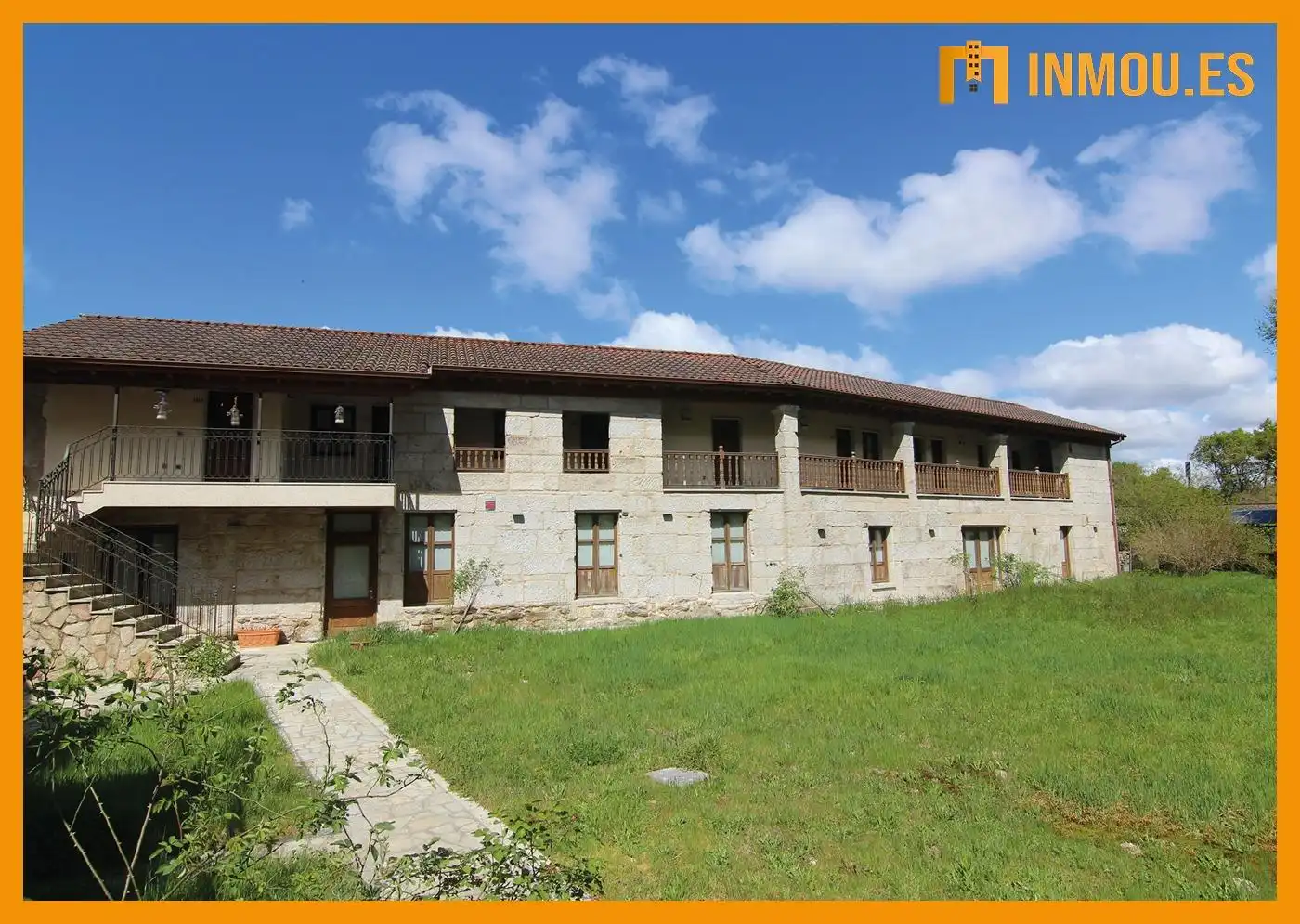 Außenansicht von Haus oder Chalet zum Verkauf in O Irixo mit Heizung
