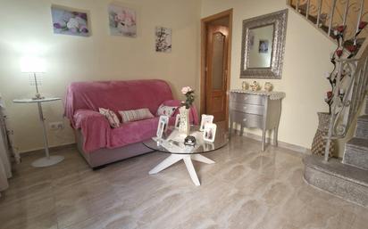 Sala d'estar de Casa o xalet en venda en Motril amb Moblat