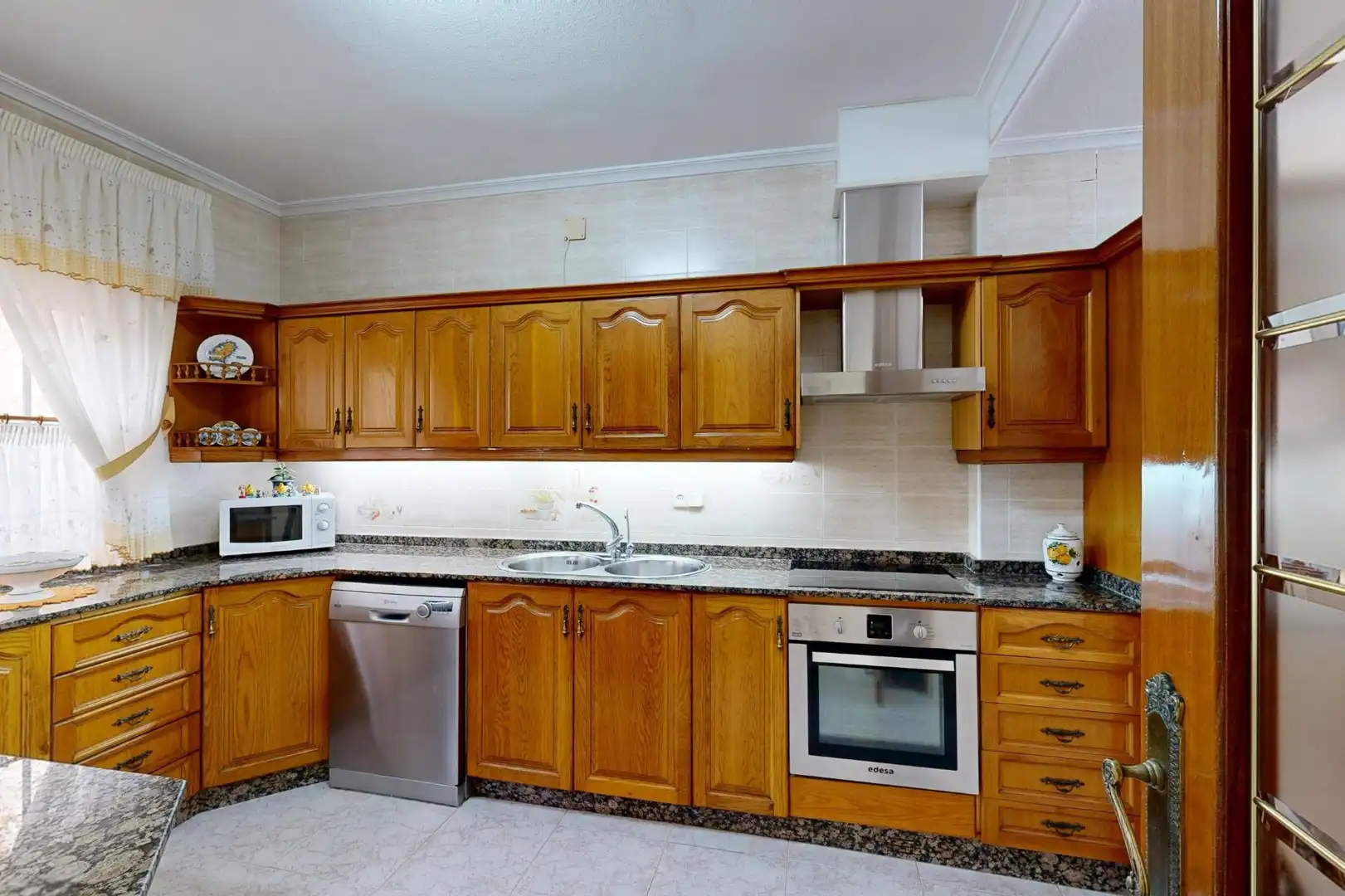 Cuina de Casa o xalet en venda en Cartagena