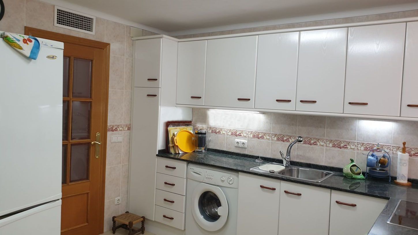 Kitchen of Flat for sale in Salou  with Air Conditioner and Oven