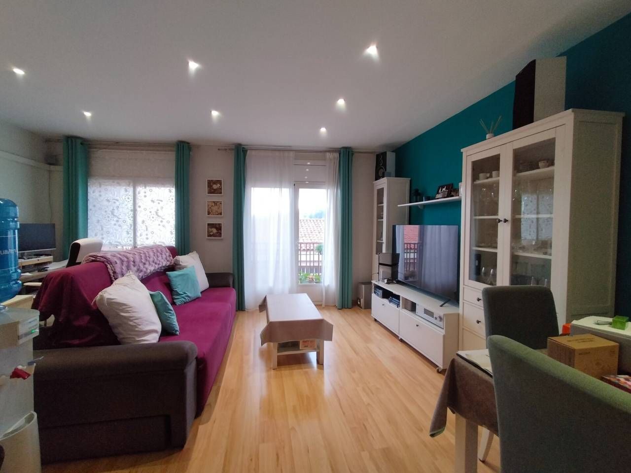 Living room of Flat for sale in Terrassa  with Air Conditioner, Heating and Parquet flooring