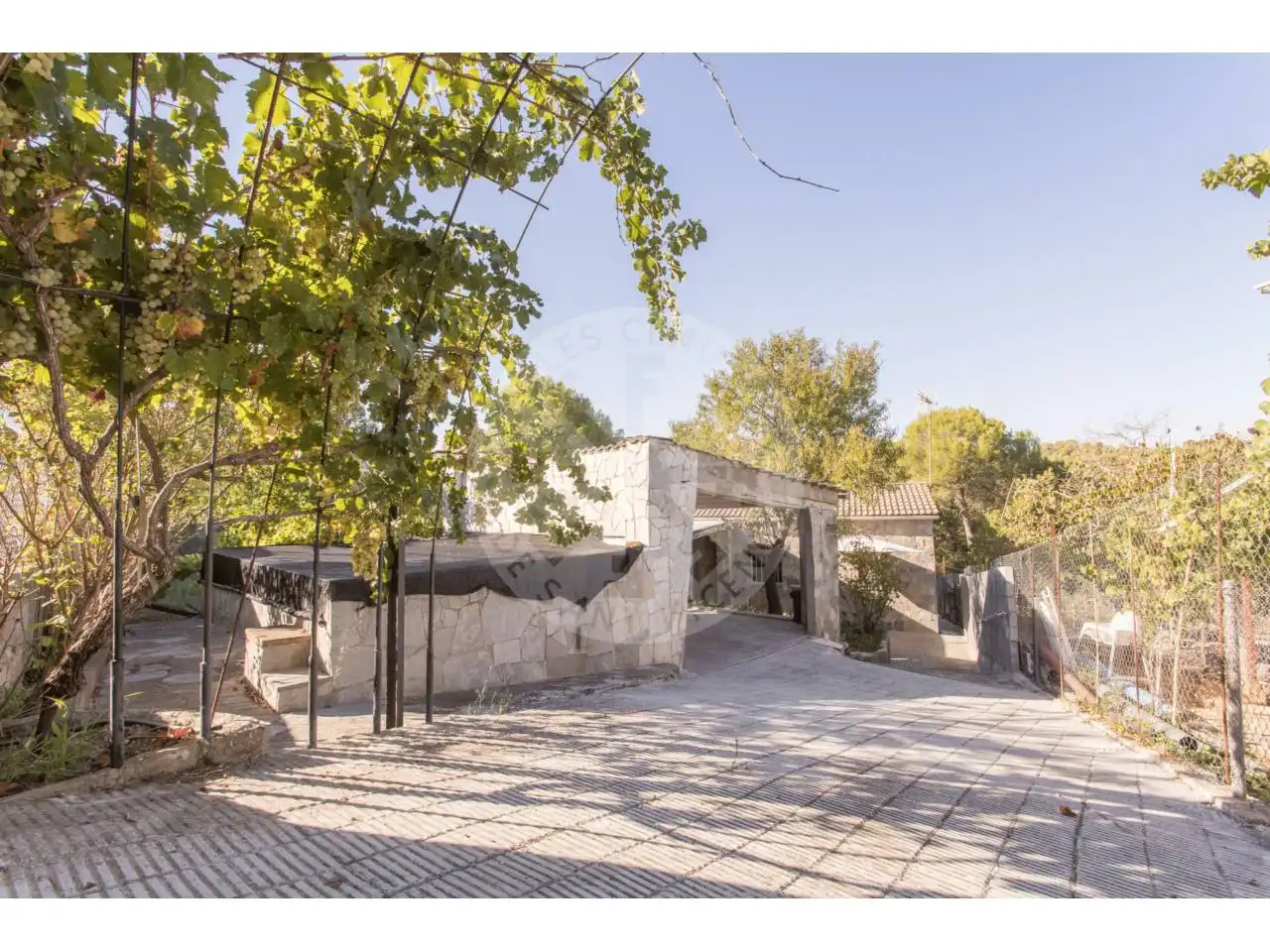 Casa amb jardí en venda a Sant Vicenç de Castellet, imagen 5