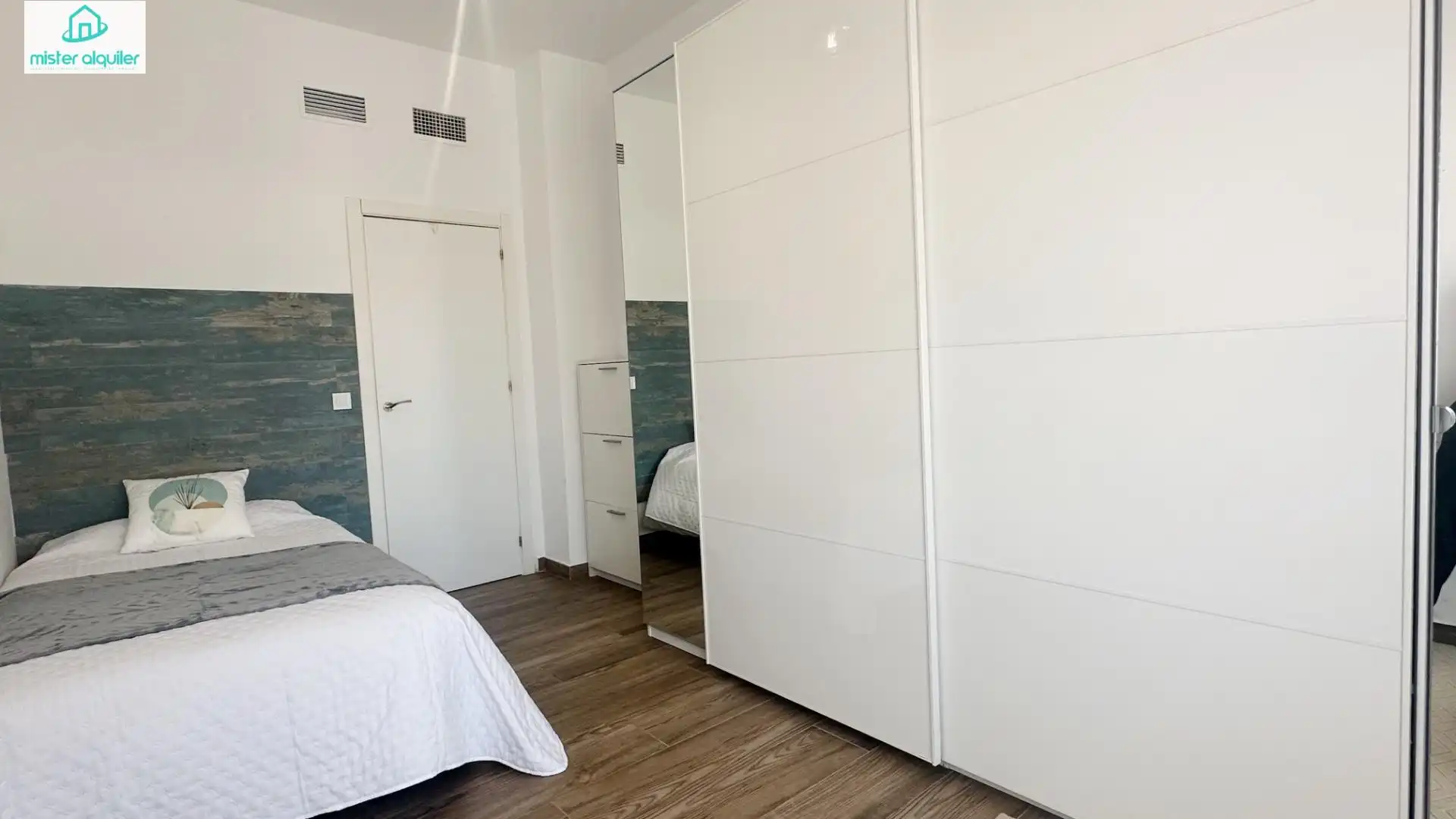 Bedroom of Apartments for rent in El Campello  with Air Conditioner, Heating and Furnished