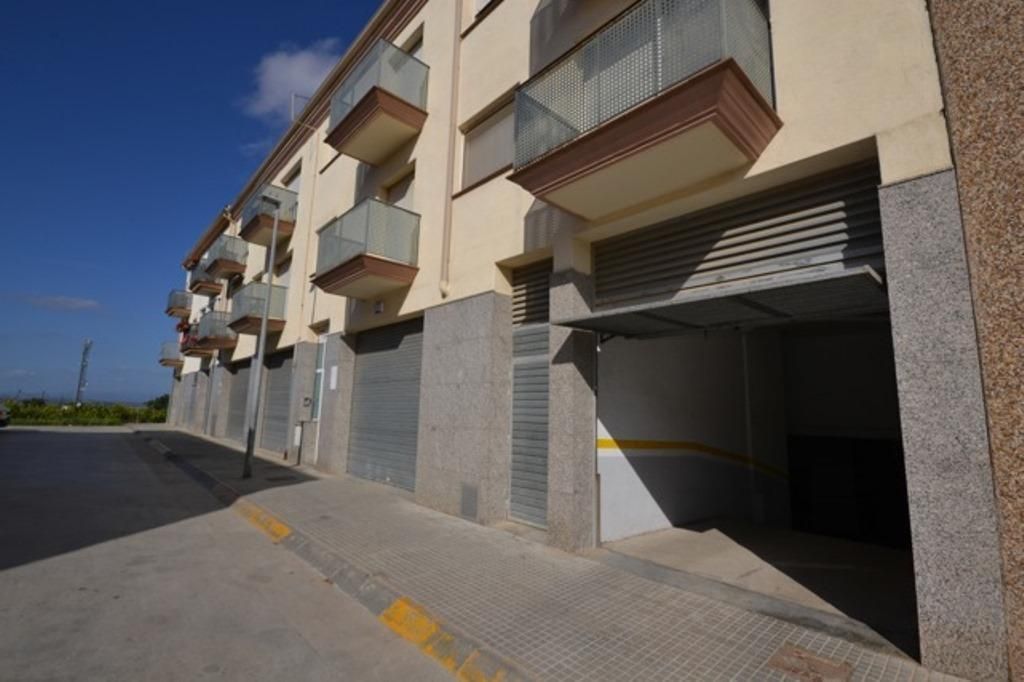 Exterior view of Garage for sale in La Granada