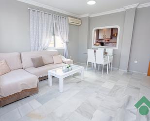 Living room of Flat for sale in Algeciras  with Air Conditioner, Terrace and Furnished