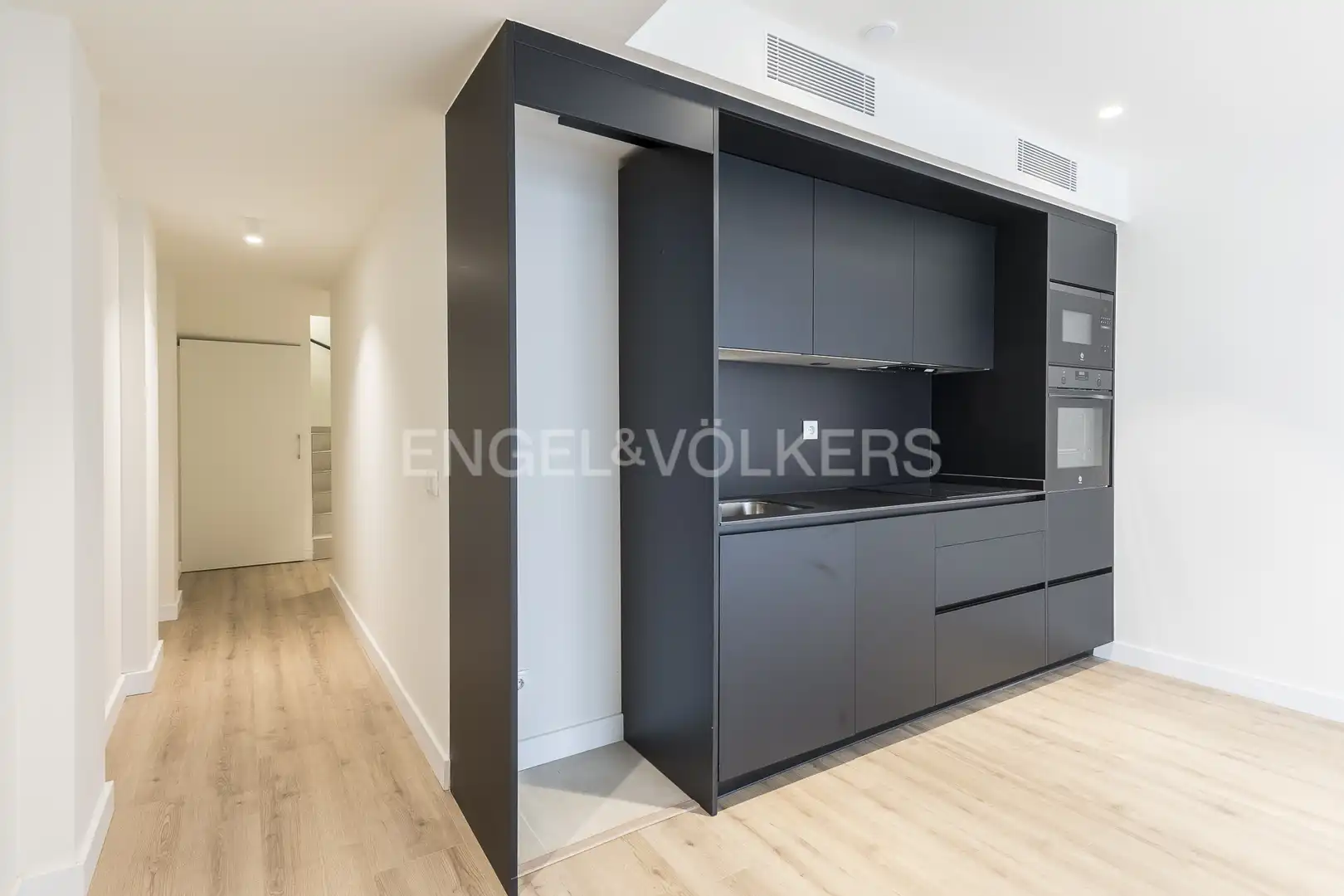 Kitchen of Apartments for sale in Barcelona  with Air Conditioner, Heating and Private garden