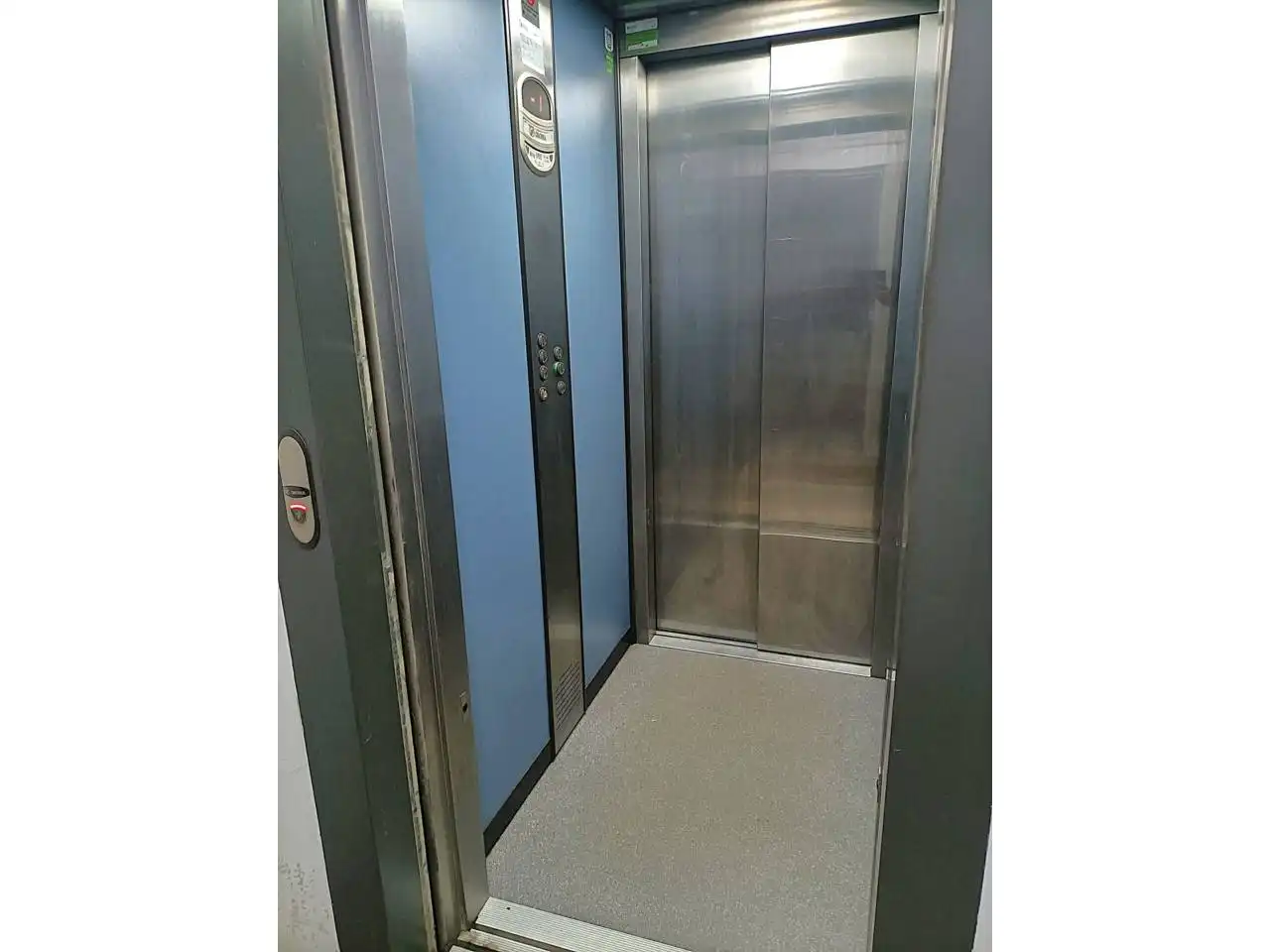 Flat for sale in Vic  with Heating, Parquet flooring and Balcony