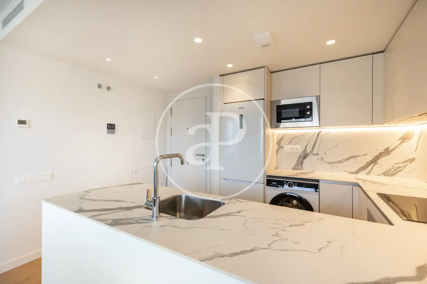 Kitchen of Flat for rent in Viladecans  with Air Conditioner, Heating and Terrace