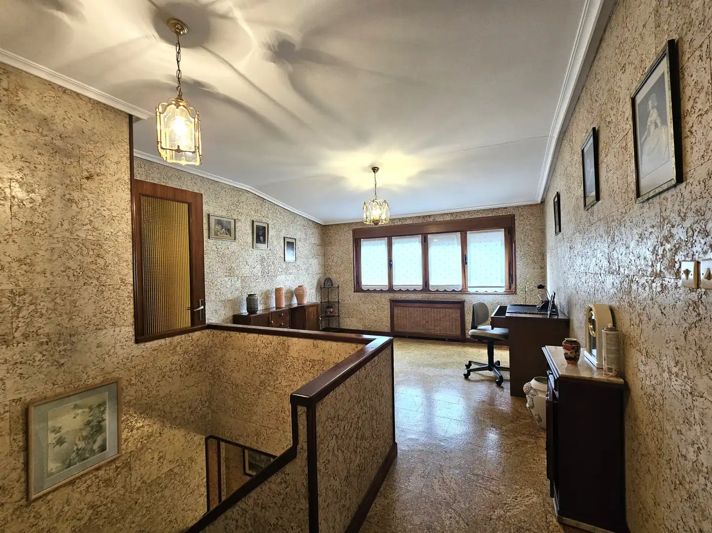Casa adosada de alquiler en Bimenes con Calefacción, Trastero y Amueblado