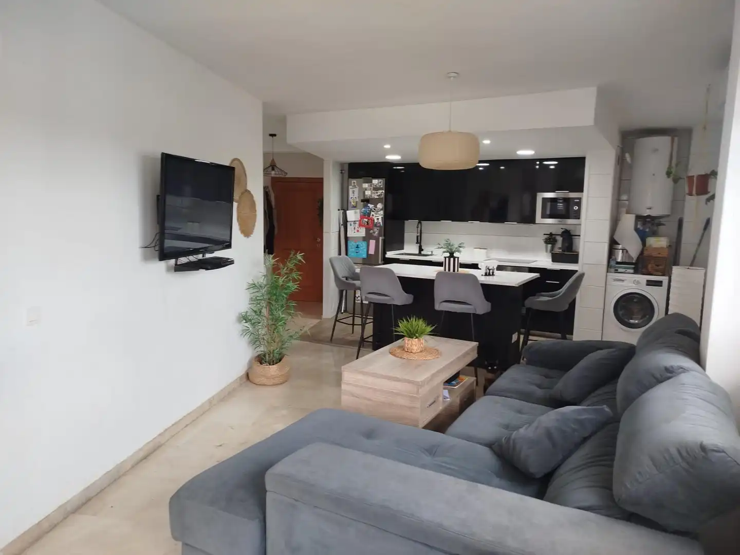 Living room of Flat for sale in Rincón de la Victoria  with Air Conditioner, Heating and Private garden