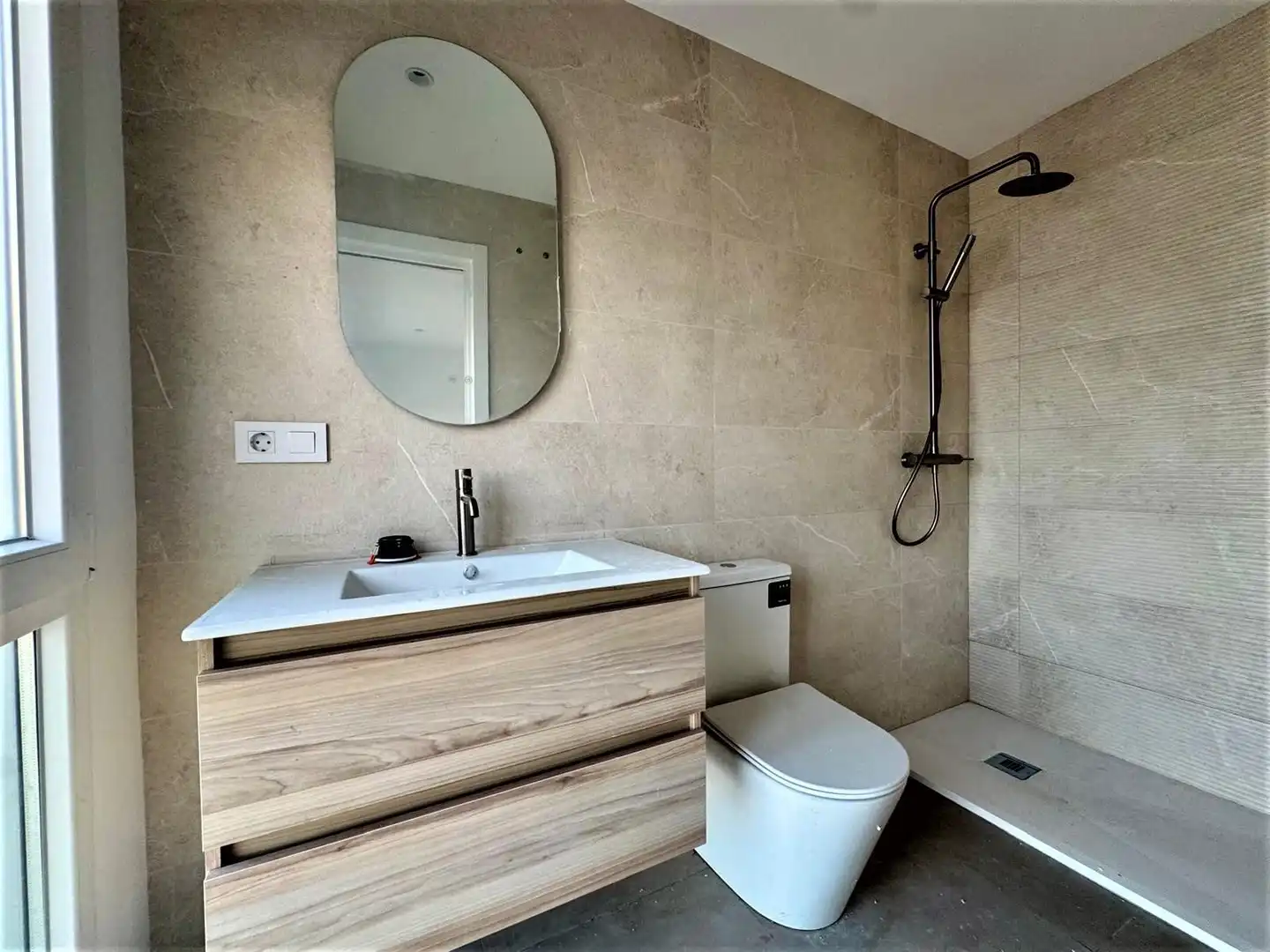 Baño de Dúplex en venta en Torremolinos con Jardín privado, Terraza y Trastero