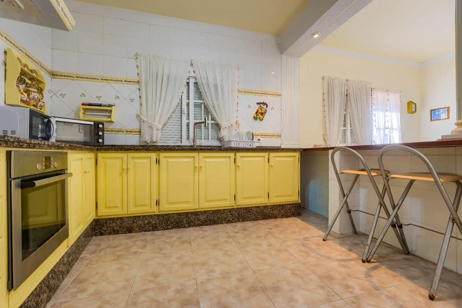 Cocina de Casa adosada en venta en La Palma del Condado con Aire acondicionado, Calefacción y Terraza