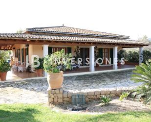 Vista exterior de Casa o xalet en venda en Lloseta amb Aire condicionat, Jardí privat i Terrassa