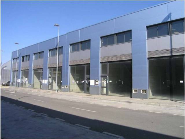 Nave industrial en Venta en Gemología en San Jerónimo - La Bachillera