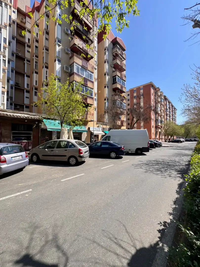 Parking de Piso en venta en Cáceres con Aire acondicionado, Terraza y Amueblado