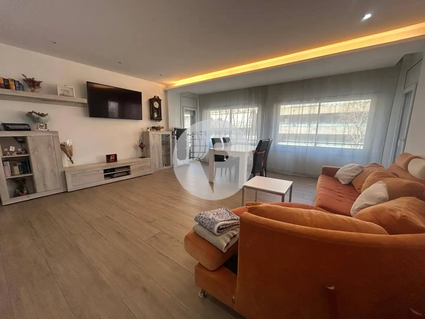 Living room of Flat for sale in Granollers  with Air Conditioner, Heating and Storage room
